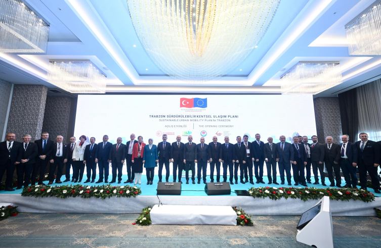 Bakan Uraloğlu: Kentlerimiz için 16,3 milyon euro hizmet alım sözleşmesi imzaladık